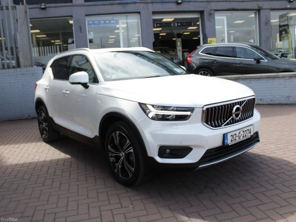 Volvo XC40 Estate, Petrol Plug-in Hybrid, 2021, White