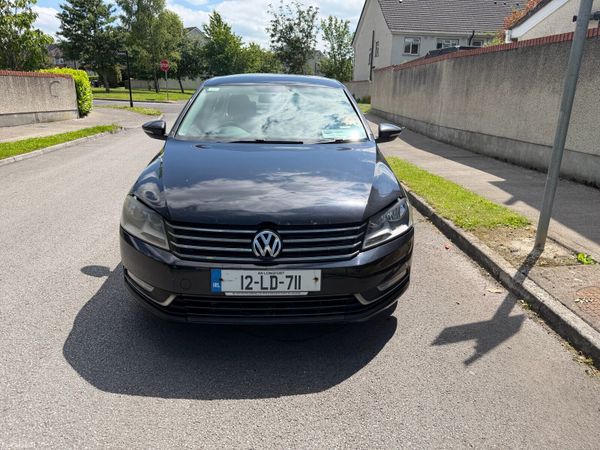 Volkswagen Passat Saloon, Diesel, 2012, Black