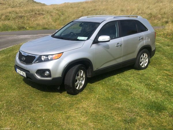 Kia Sorento SUV, Diesel, 2012, Silver