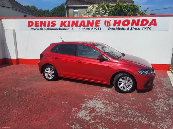 Volkswagen Polo Hatchback, Petrol, 2022, Red