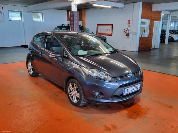 Ford Fiesta Hatchback, Petrol, 2010, Grey