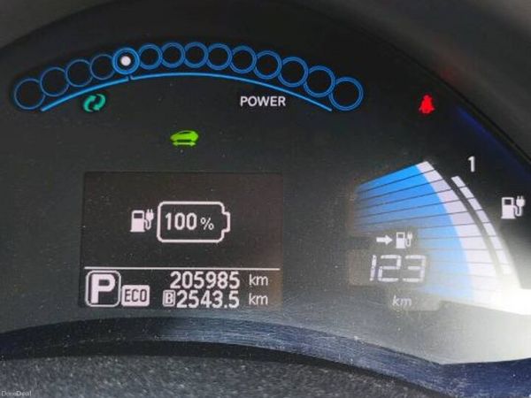 Nissan Leaf Hatchback, Electric, 2015, White