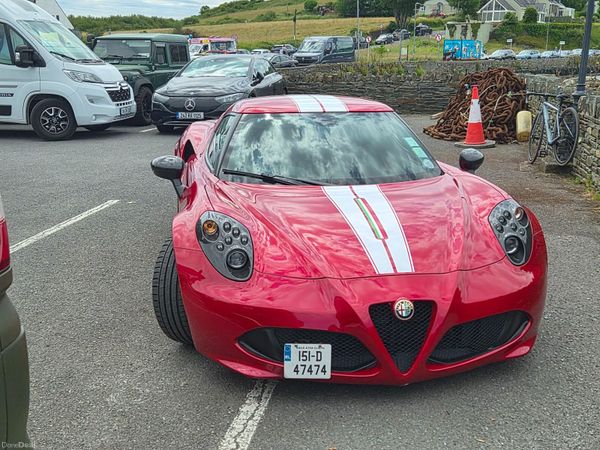 Alfa Romeo 4C Coupe, Petrol, 2015, Red