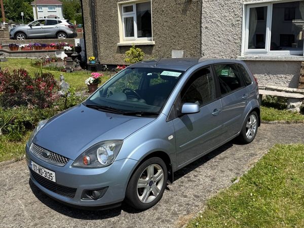 Ford Fiesta Hatchback, Petrol, 2007, Blue