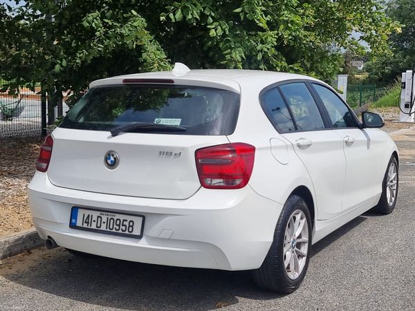 BMW 1-Series Hatchback, Diesel, 2014, White