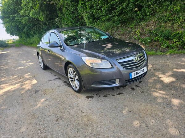 Vauxhall Insignia Saloon, Diesel, 2011, Grey