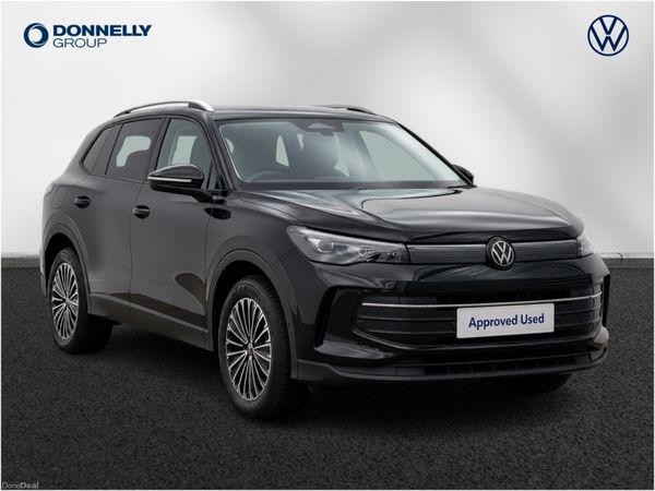 Volkswagen Tiguan Estate, Petrol, 2025, Black