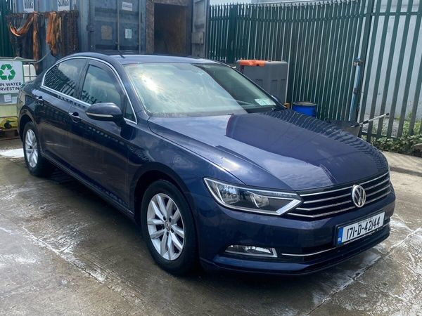 Volkswagen Passat Saloon, Diesel, 2017, Blue