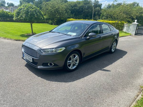 Ford Mondeo Hatchback, Diesel, 2017, Grey