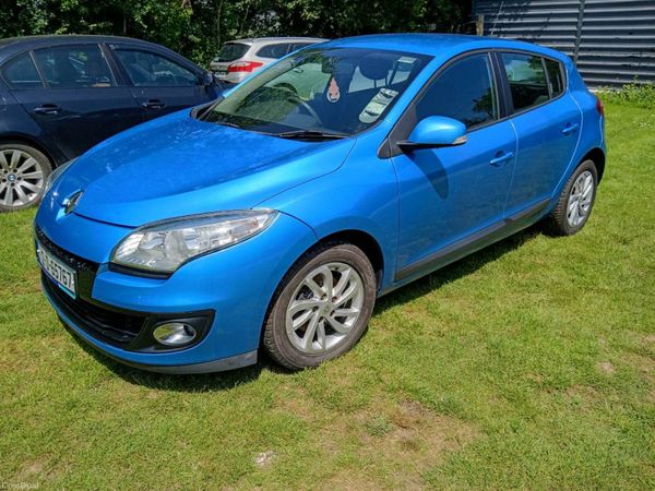 Renault Megane Hatchback, Petrol, 2012, Blue