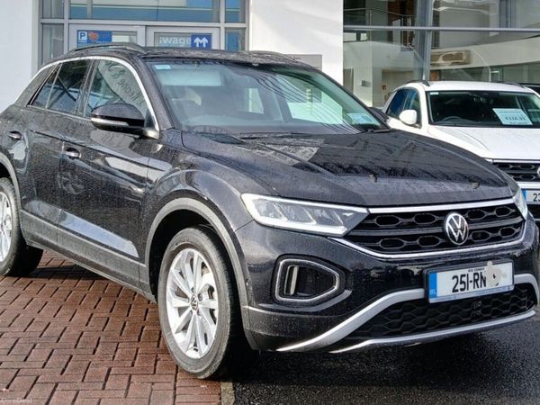 Volkswagen T-Roc SUV, Diesel, 2025, Black