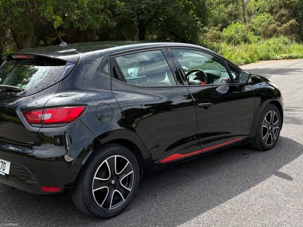 Renault Clio Hatchback, Diesel, 2017, Black