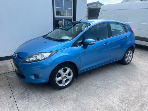 Ford Fiesta Hatchback, Petrol, 2010, Blue