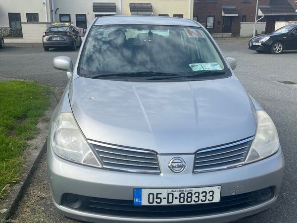 Nissan Tiida Saloon, Petrol, 2005, Silver