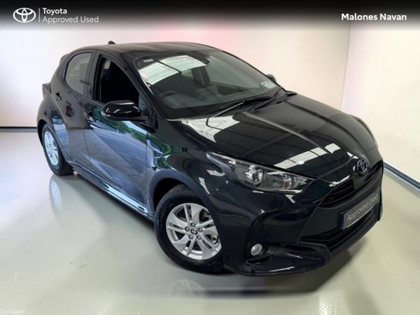 Toyota Yaris Hatchback, Petrol Hybrid, 2026, Black