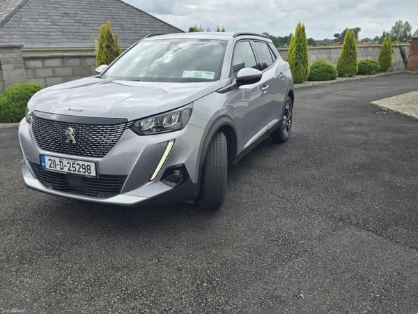 Peugeot 2008 MPV, Petrol, 2021, Grey