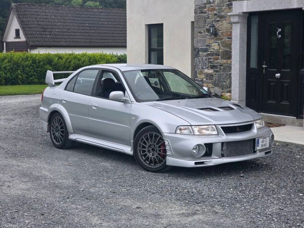Mitsubishi Lancer Saloon, Petrol, 2000, Silver
