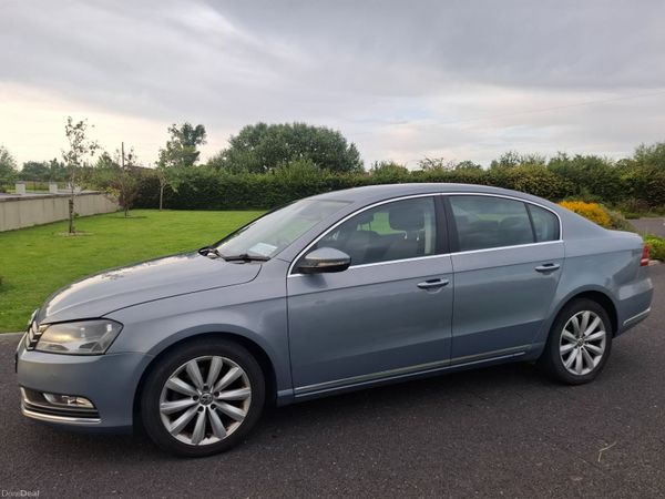 Volkswagen Passat Saloon, Diesel, 2013, Grey