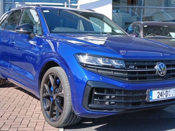 Volkswagen Touareg SUV, Petrol Plug-in Hybrid, 2024, Blue