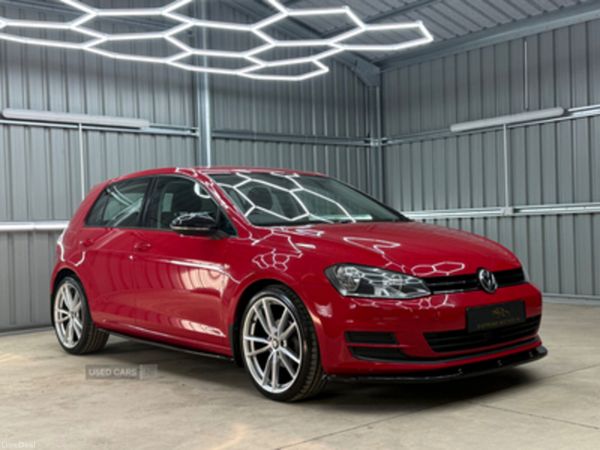 Volkswagen Golf Hatchback, Diesel, 2014, Red
