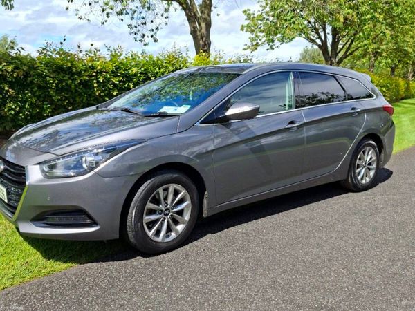 Hyundai i40 Estate, Diesel, 2016, Silver