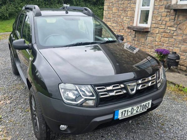 Dacia Duster SUV, Diesel, 2017, Black