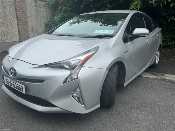 Toyota Prius Hatchback, Petrol Hybrid, 2016, Silver