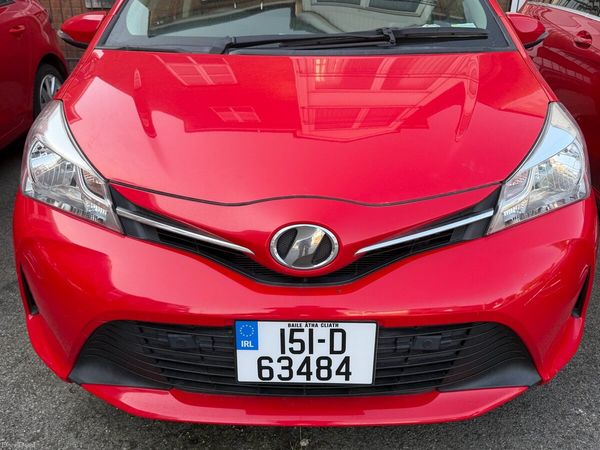 Toyota Vitz Hatchback, Petrol, 2015, Red