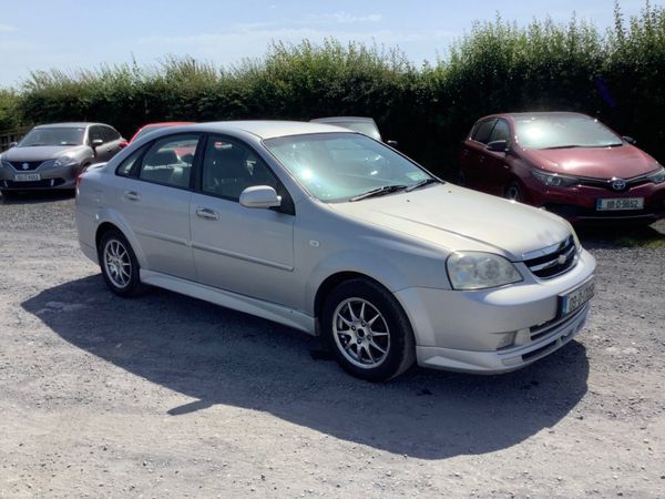 Chevrolet Lacetti Saloon, Petrol, 2009, Silver