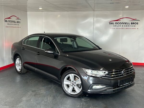 Volkswagen Passat Saloon, Diesel, 2021, Grey