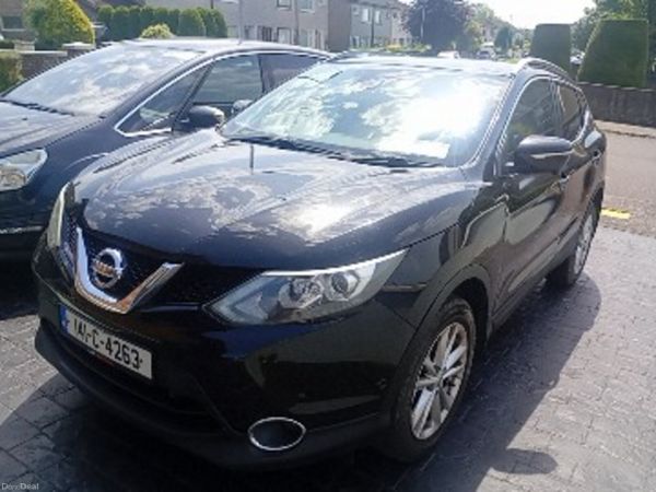 Nissan Qashqai Hatchback, Diesel, 2014, Black