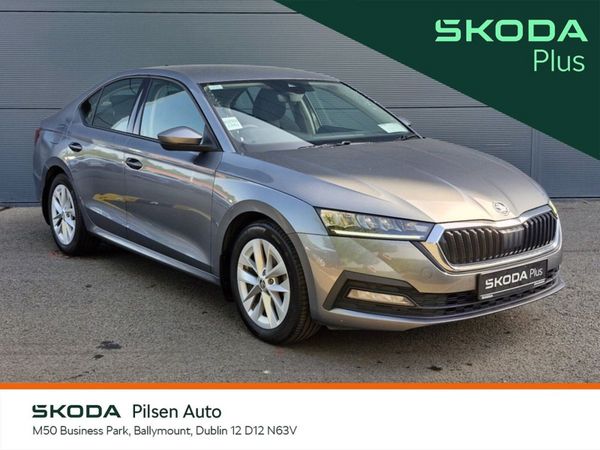 Skoda Octavia Saloon, Petrol, 2024, Grey
