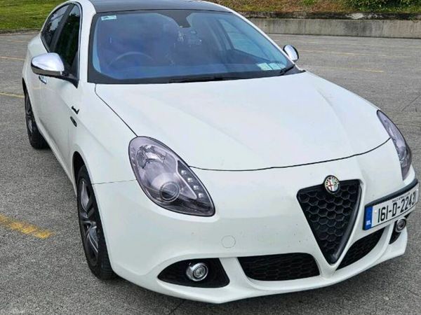 Alfa Romeo Giulietta Hatchback, Diesel, 2016, White