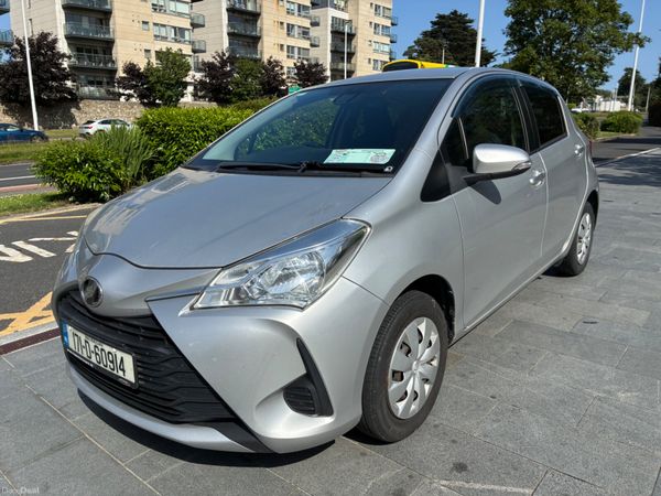Toyota Vitz Hatchback, Petrol, 2017, Silver