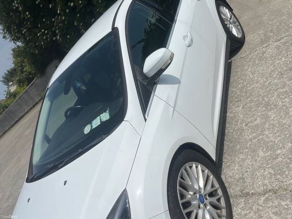 Ford Focus Hatchback, Diesel, 2013, White