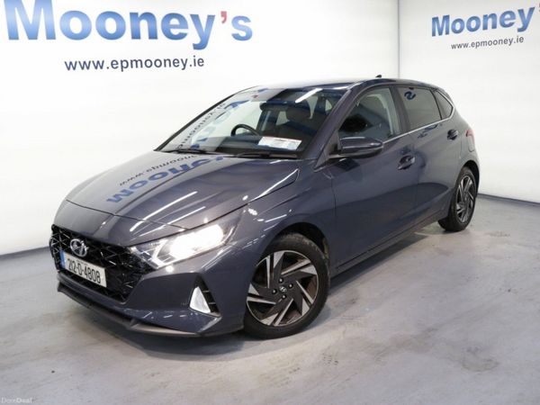 Hyundai i20 Hatchback, Petrol, 2021, Grey