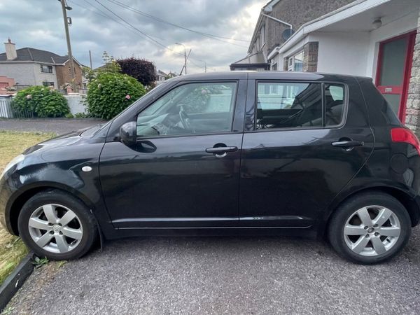 Suzuki Swift Hatchback, Petrol, 2008, Black