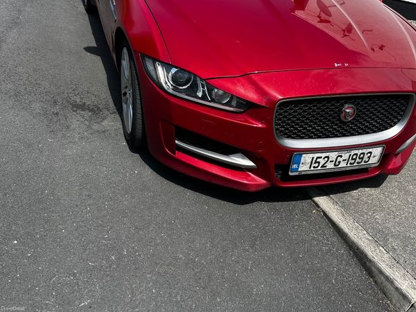 Jaguar XE Saloon, Diesel, 2015, Red