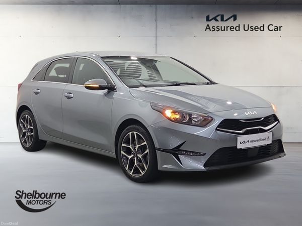 Kia Ceed Hatchback, Petrol, 2023, Silver