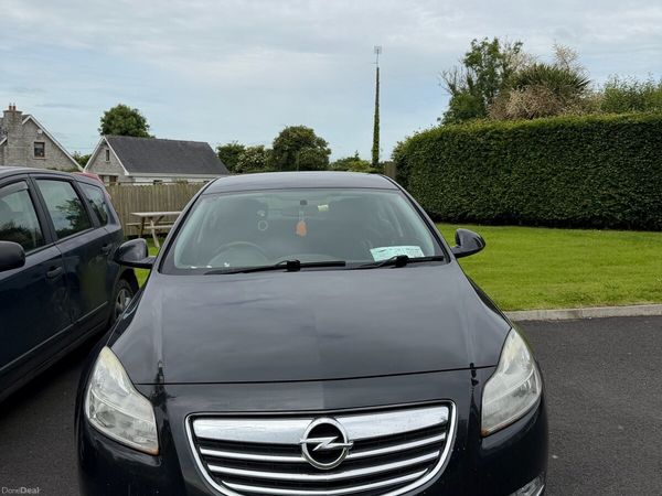Opel Insignia MPV, Diesel, 2012, Black