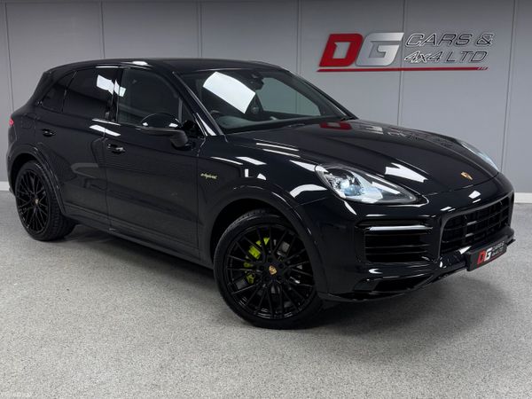 Porsche Cayenne SUV, Petrol Hybrid, 2021, Black
