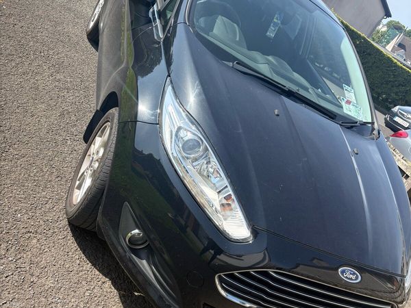 Ford Fiesta Hatchback, Diesel, 2016, Black