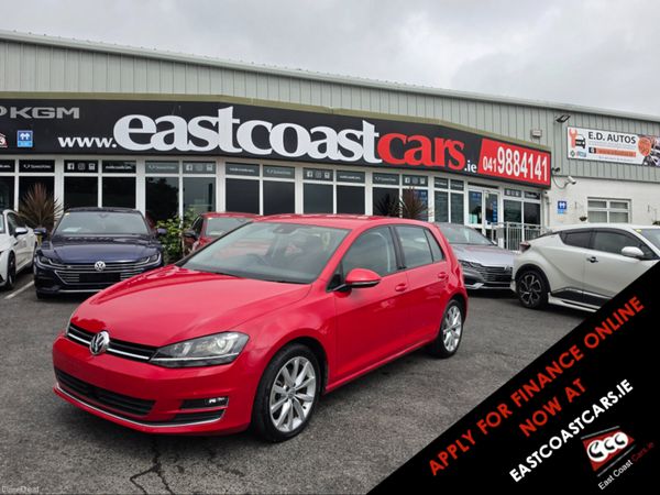 Volkswagen Golf Hatchback, Petrol, 2015, Red