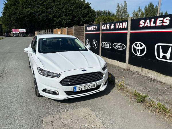 Ford Mondeo Hatchback, Diesel, 2017, White