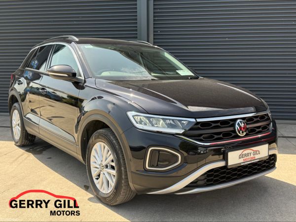Volkswagen T-Roc SUV, Diesel, 2023, Black