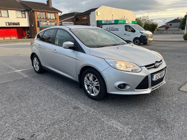 Ford Focus Hatchback, Diesel, 2012, Silver