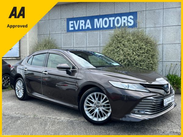 Toyota Camry Saloon, Petrol Hybrid, 2018, Brown