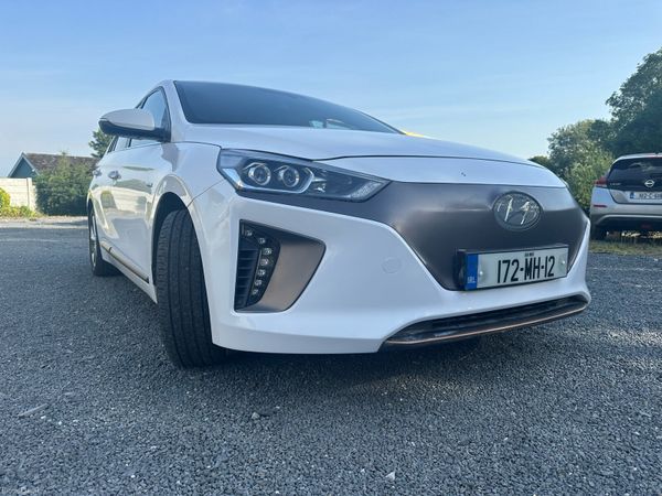 Hyundai IONIQ Hatchback, Electric, 2017, White