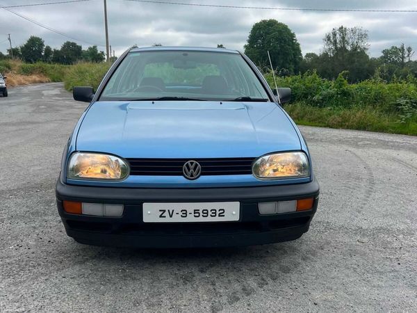 Volkswagen Golf Hatchback, Petrol, 1993, Blue