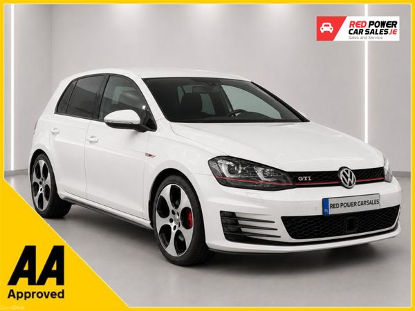 Volkswagen Golf Hatchback, Petrol, 2015, White